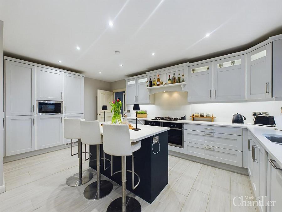 1 Hillsborough Road Mews