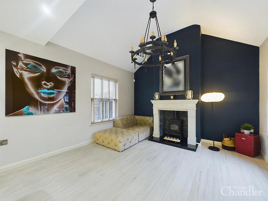 1 Hillsborough Road Mews