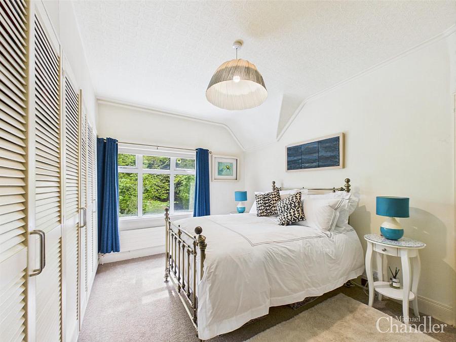 41 Upper Knockbreda Road