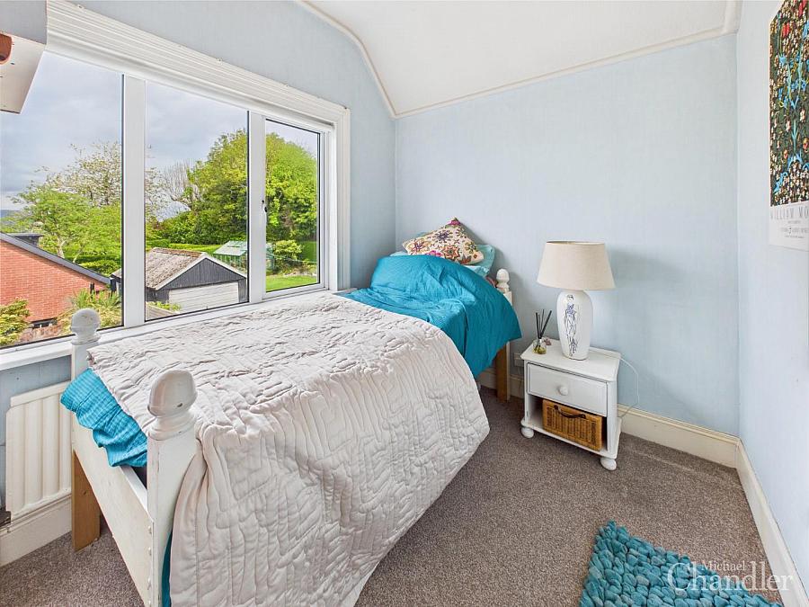41 Upper Knockbreda Road