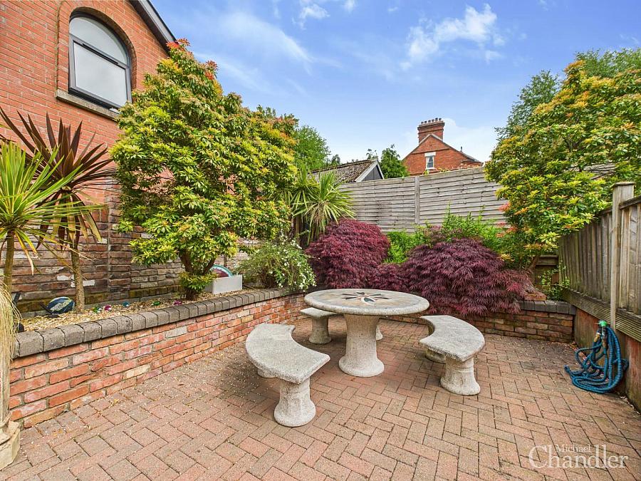 41 Upper Knockbreda Road