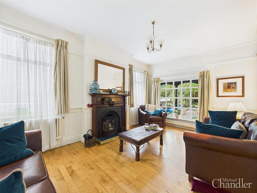 41 Upper Knockbreda Road