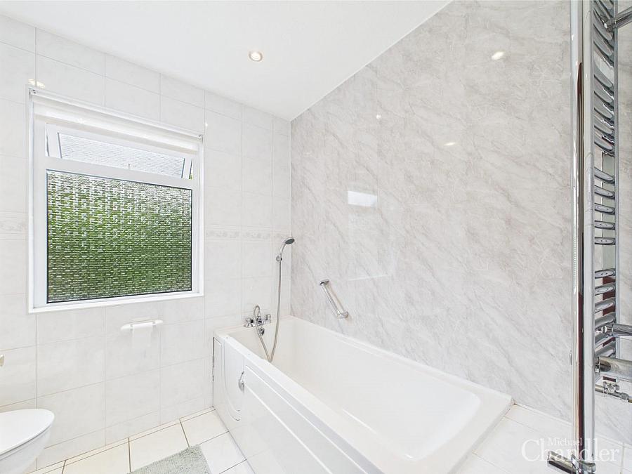 5 Whinney Heights