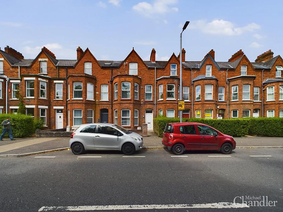 Flat 2 90 University Avenue