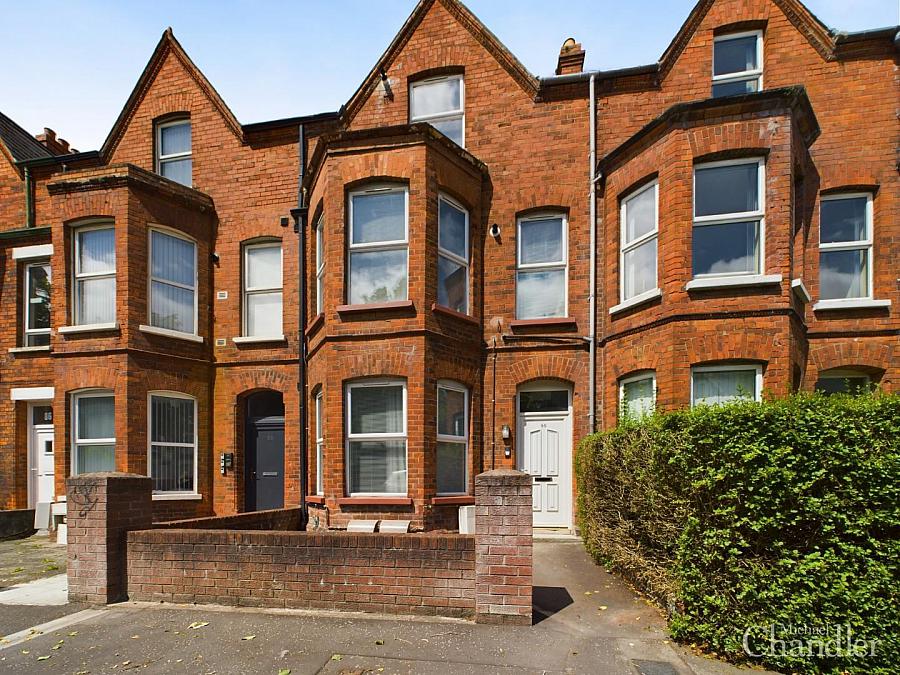 Flat 2 90 University Avenue