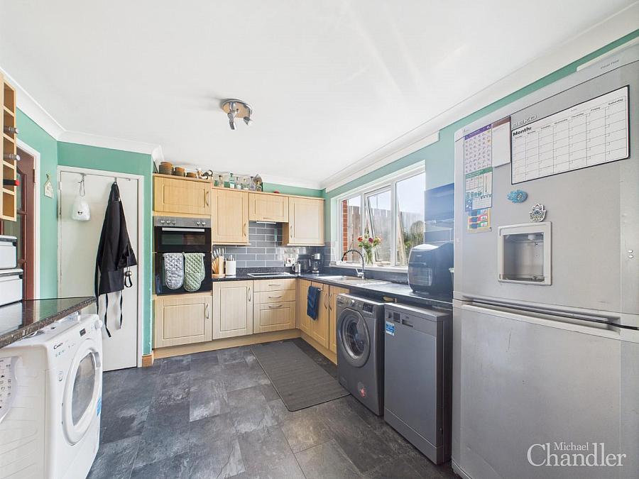 4 Muskett Crescent