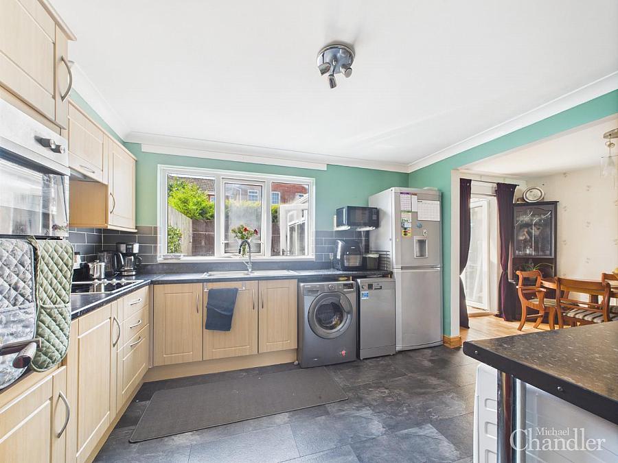 4 Muskett Crescent