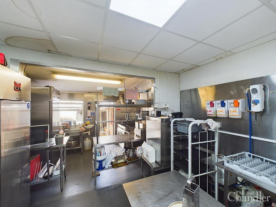 Cafe, Airbnb & Business Opportunity Kings Road