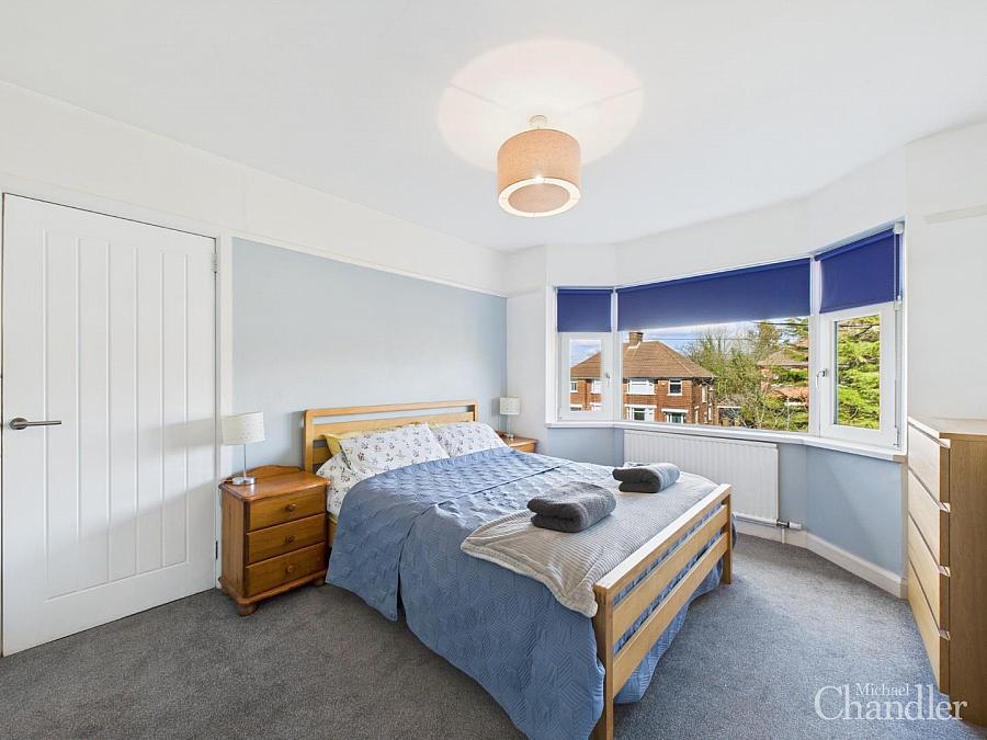 49 Newton Park