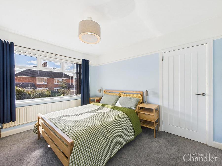 49 Newton Park