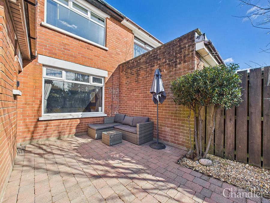 49 Newton Park