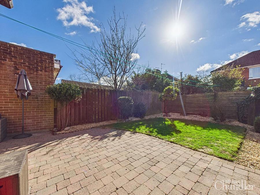 49 Newton Park