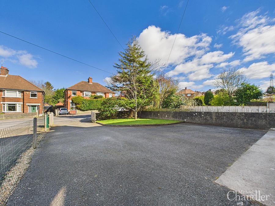 49 Newton Park