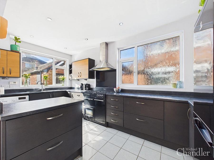 49 Newton Park