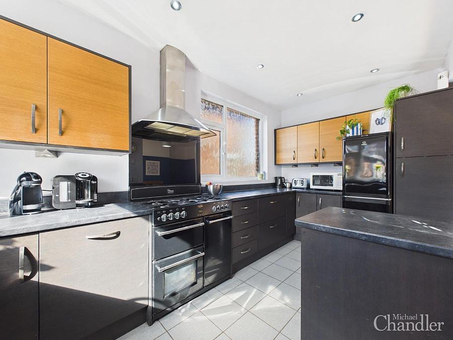49 Newton Park