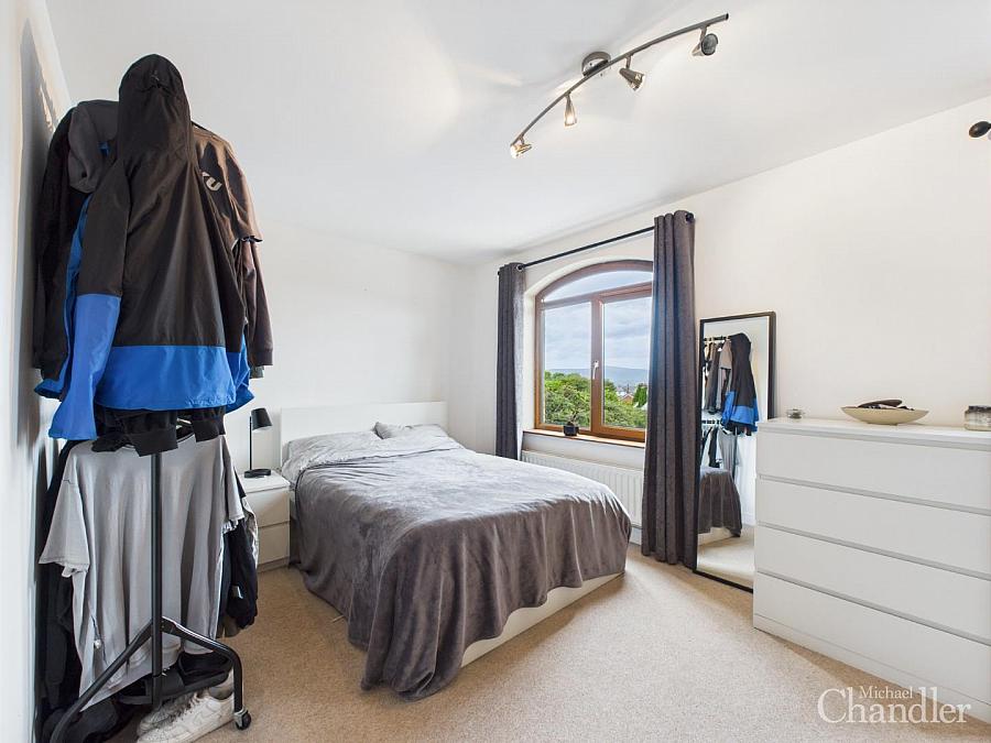 17 Oakhill