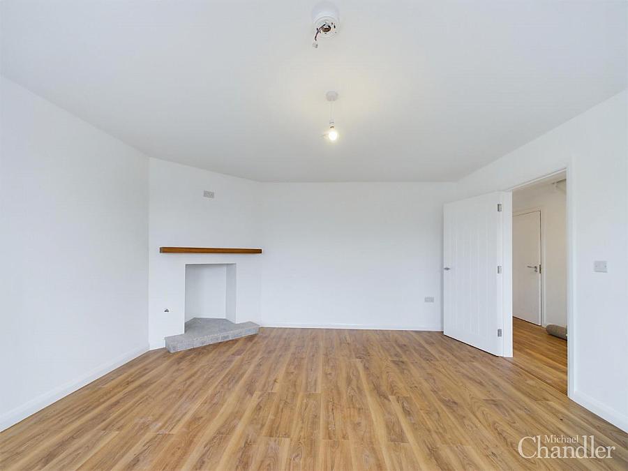 14 The Cottages Upper Springfield Road