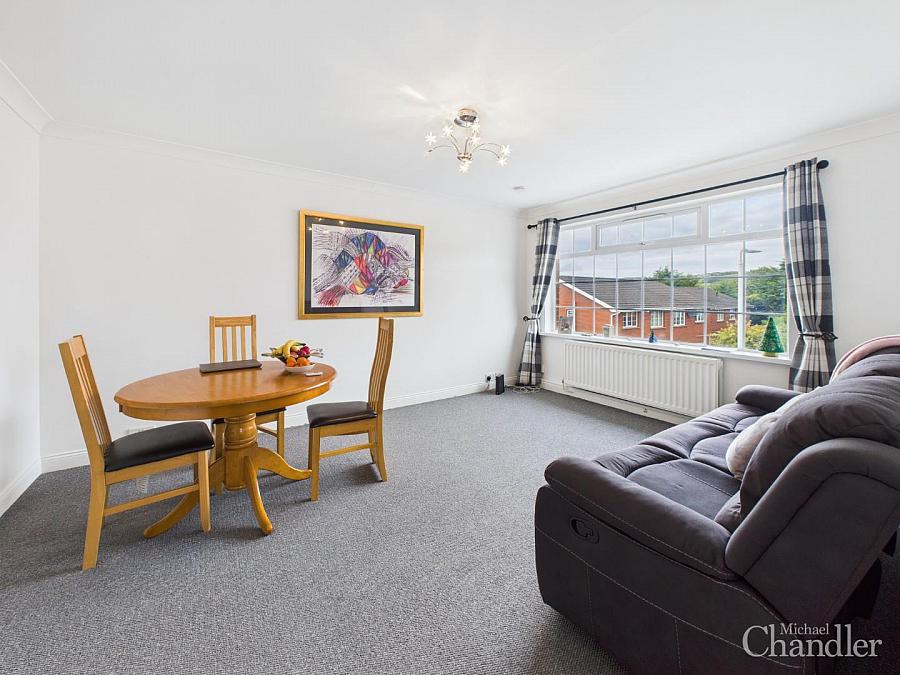 21B Dundonald Heights