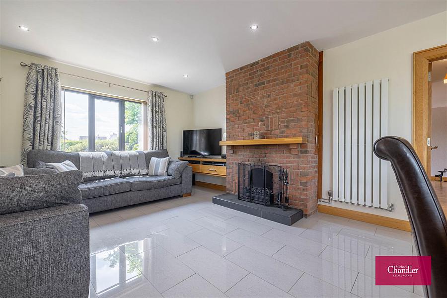 41 Lisleen Road South