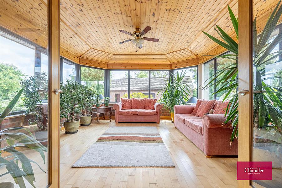 41 Lisleen Road South