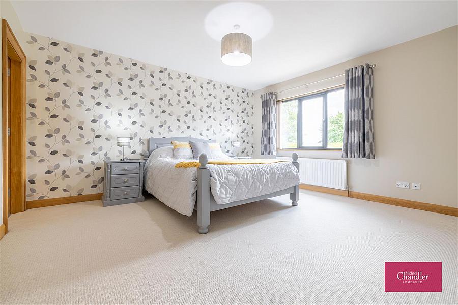 41 Lisleen Road South