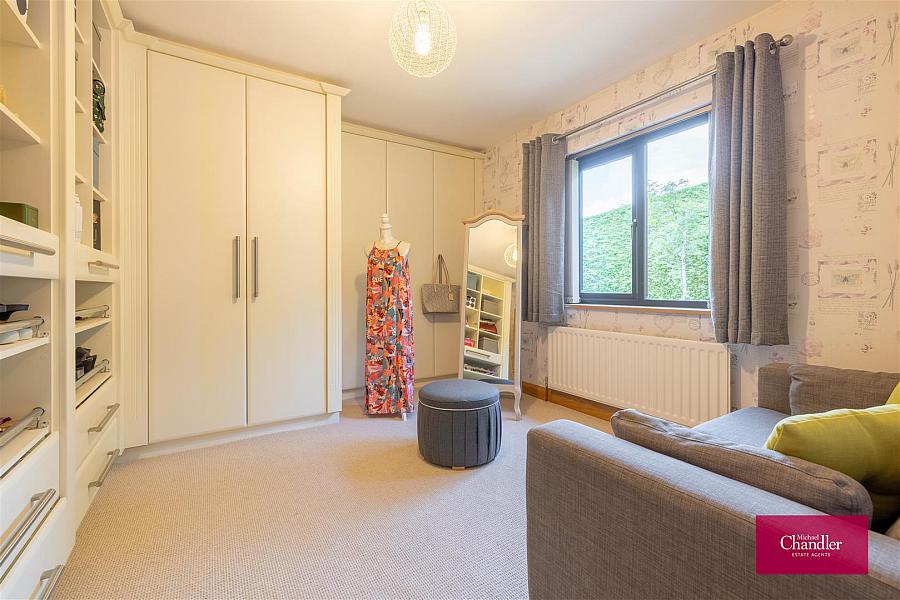 41 Lisleen Road South