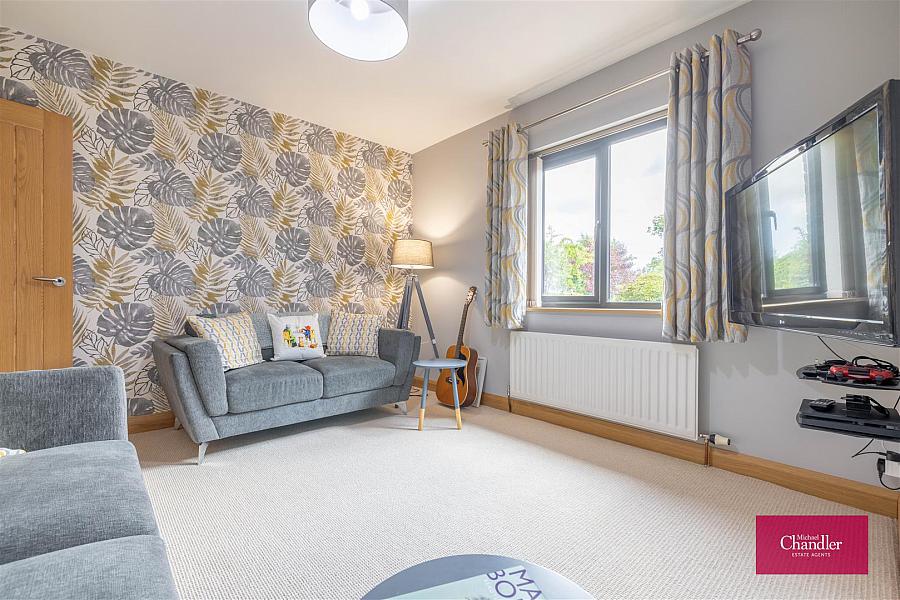41 Lisleen Road South