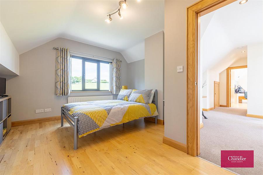 41 Lisleen Road South