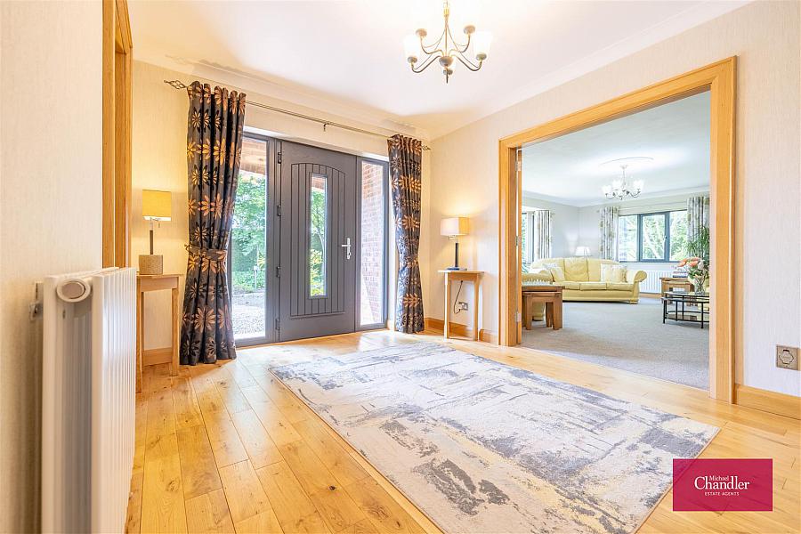 41 Lisleen Road South