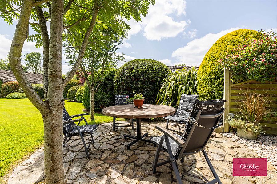 41 Lisleen Road South