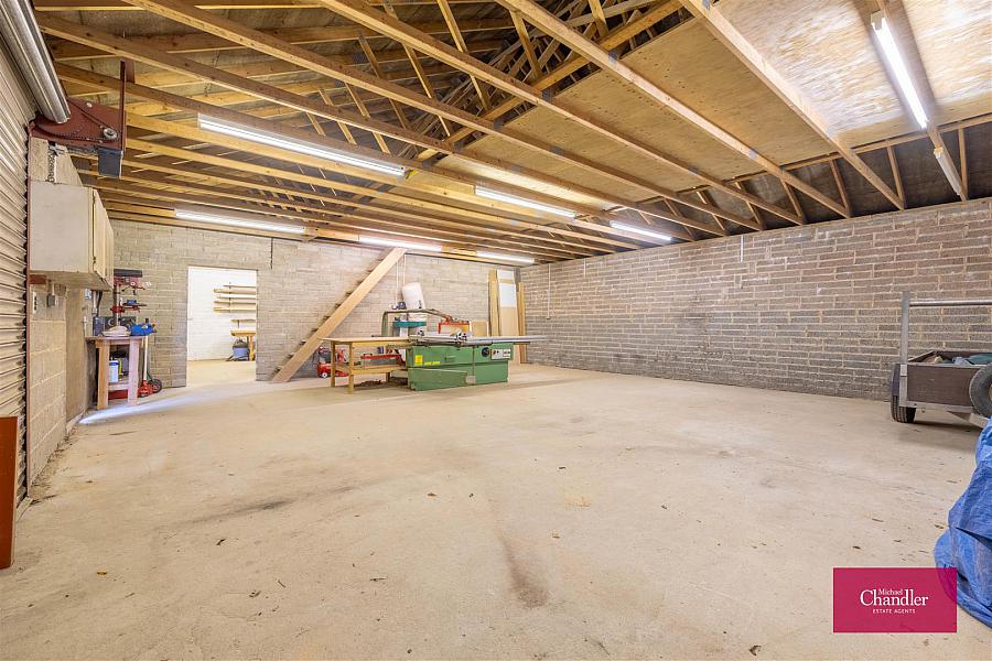 41 Lisleen Road South