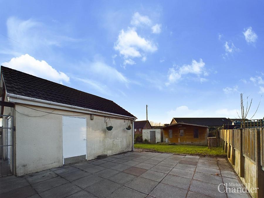 40 Hillmount Drive
