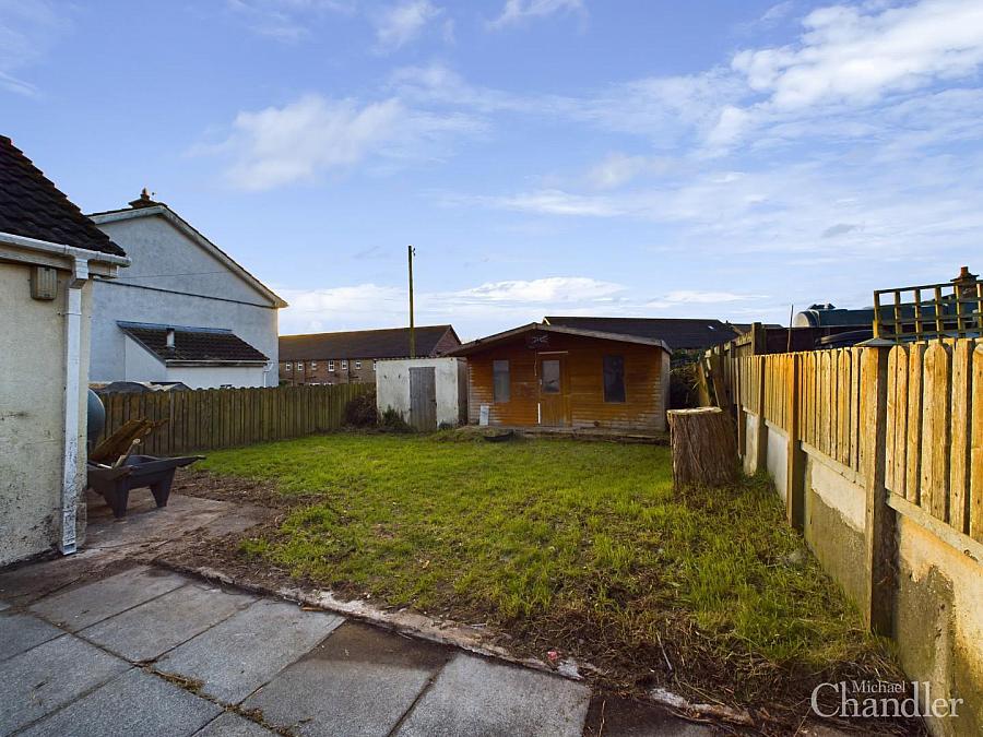 40 Hillmount Drive