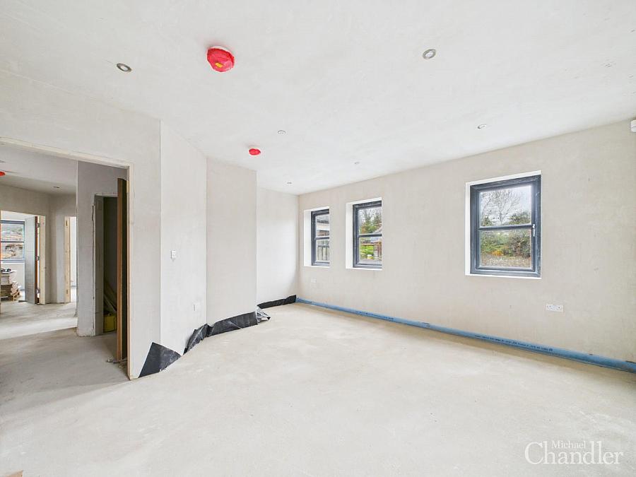 38a The Brae