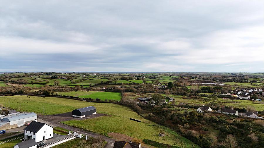 38a The Brae