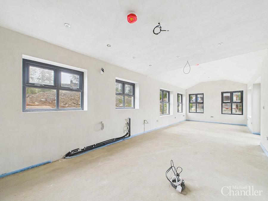 38a The Brae