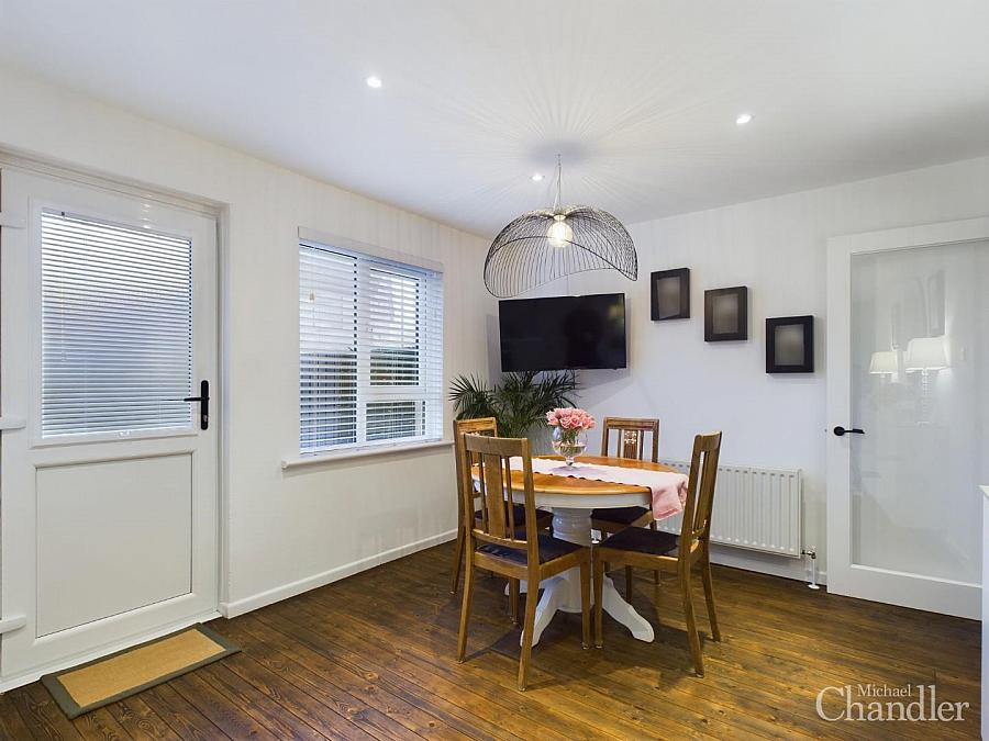 36 Killynure Park