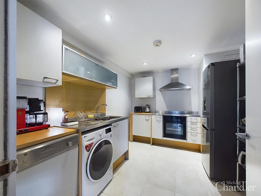 4 Foresthill View