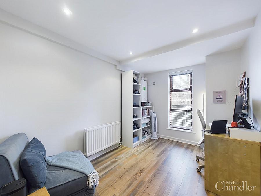 4 Foresthill View