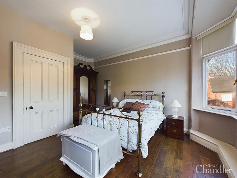 Apt 3 Moyallon Gardens 25 Annadale Avenue