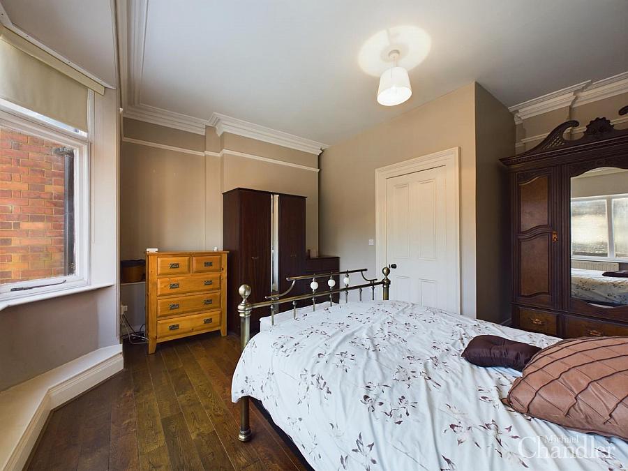 Apt 3 Moyallon Gardens 25 Annadale Avenue