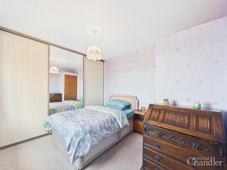 35 Glenholm Crescent