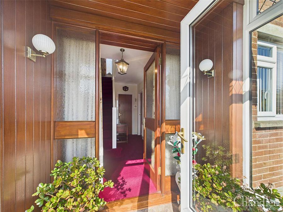 35 Glenholm Crescent