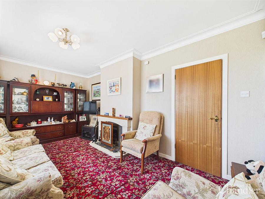 35 Glenholm Crescent