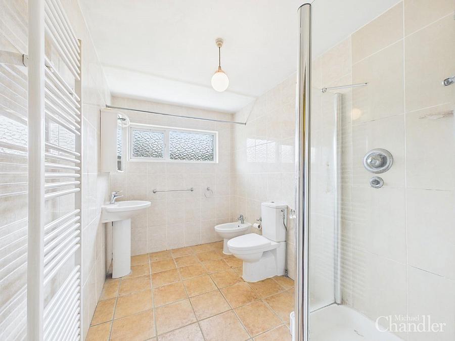 3 Myrtledene Road