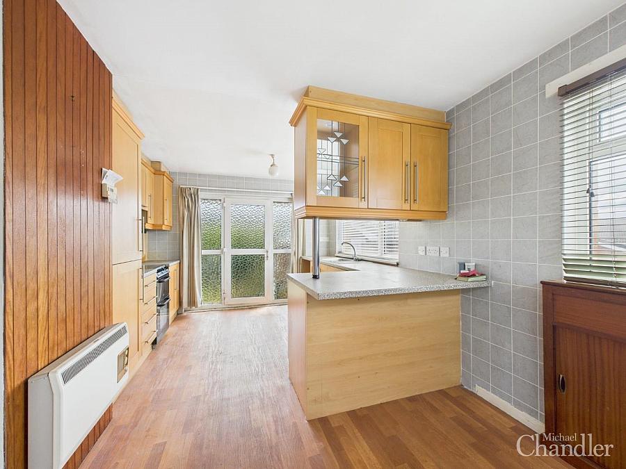 3 Myrtledene Road