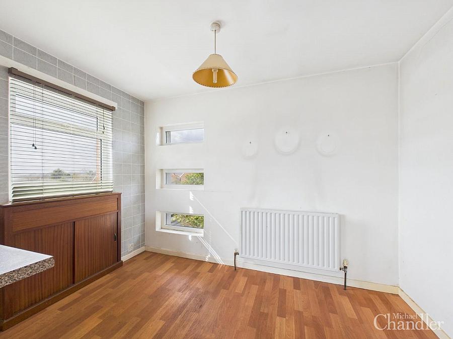 3 Myrtledene Road