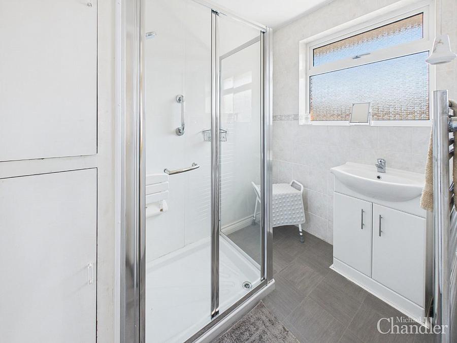 46 Glendale Park
