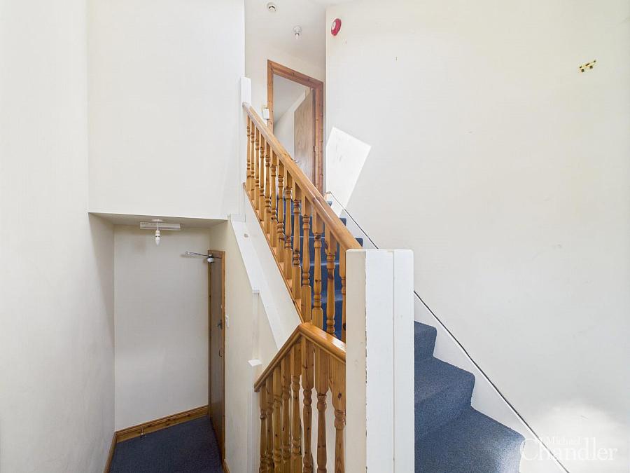 Apt 4 74 Fitzroy Avenue