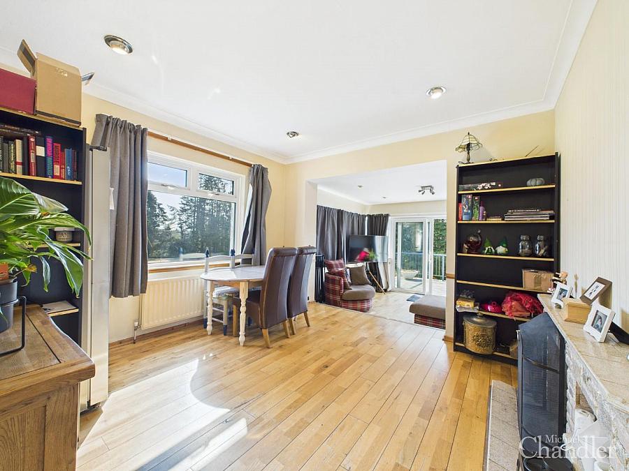 31 Church Road